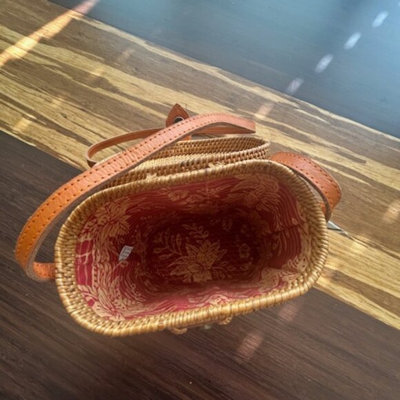 Bali Cross Body Bucket Bag - Picture 5 of 12